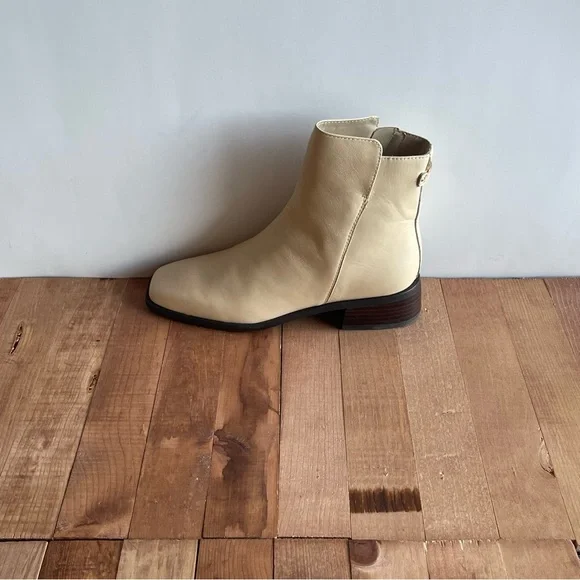 SAM EDELMAN THATCHER Elegant Cream Ankle Boots - Picture 6 of 9